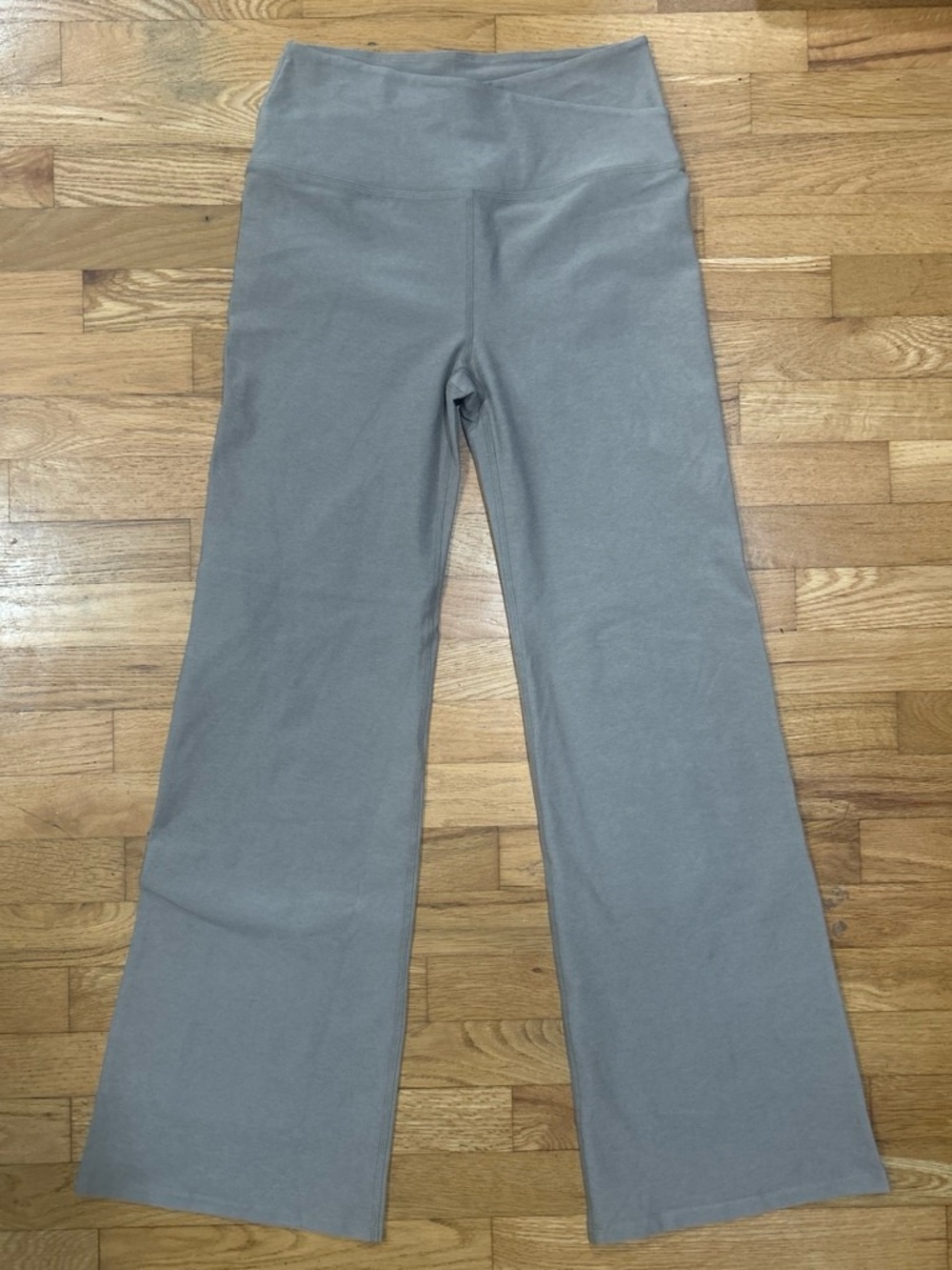 Beyond Yoga Women’s XL Beige High Waisted Bootcut Yoga Pants